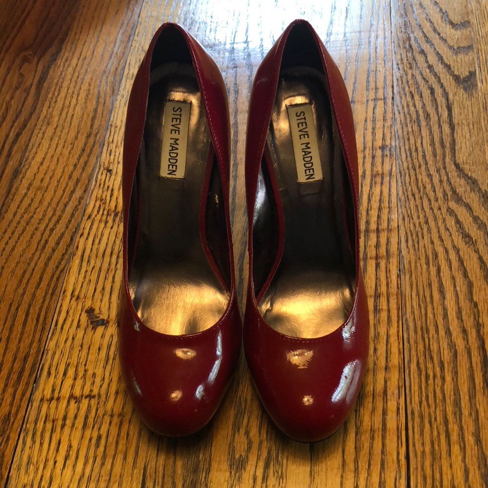 Sexy red Steve Madden heels